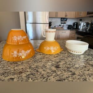 Golden Butterfly Pyrex/Corelle Bundle